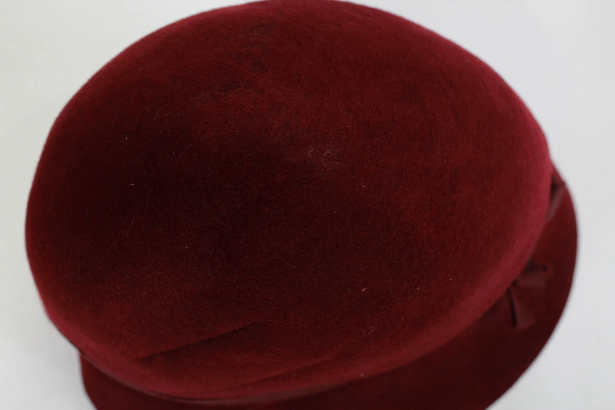 1930s Burgundy Felt Wool Cloche Hat