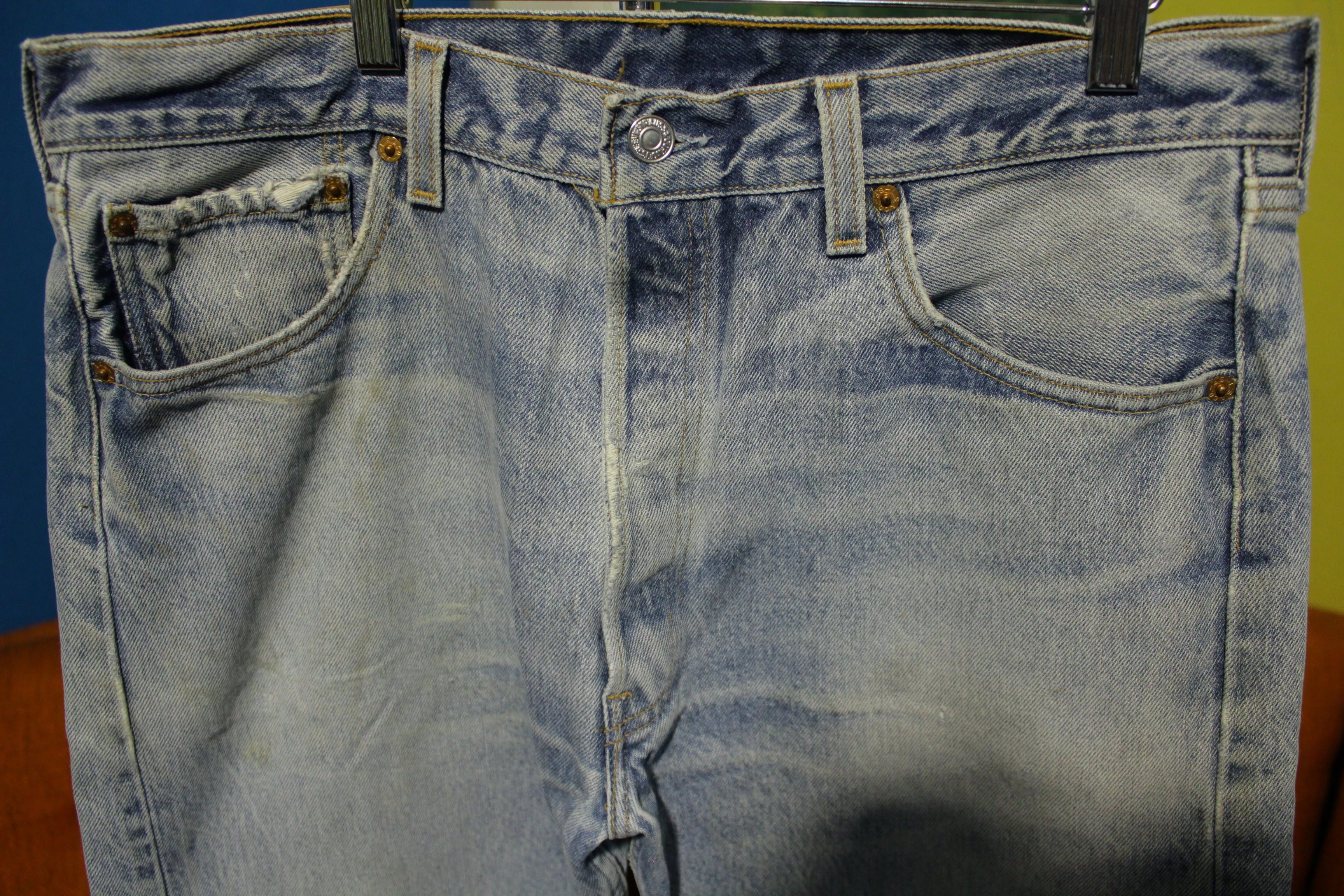 90s Levis 501 Button Fly Jeans. Vintage Grunge Punk Made in USA 501xx 34x28