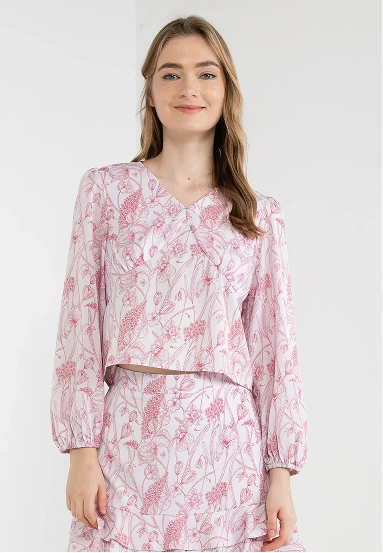 ELLE Apparel Orchid Printed V-Neck Blouse