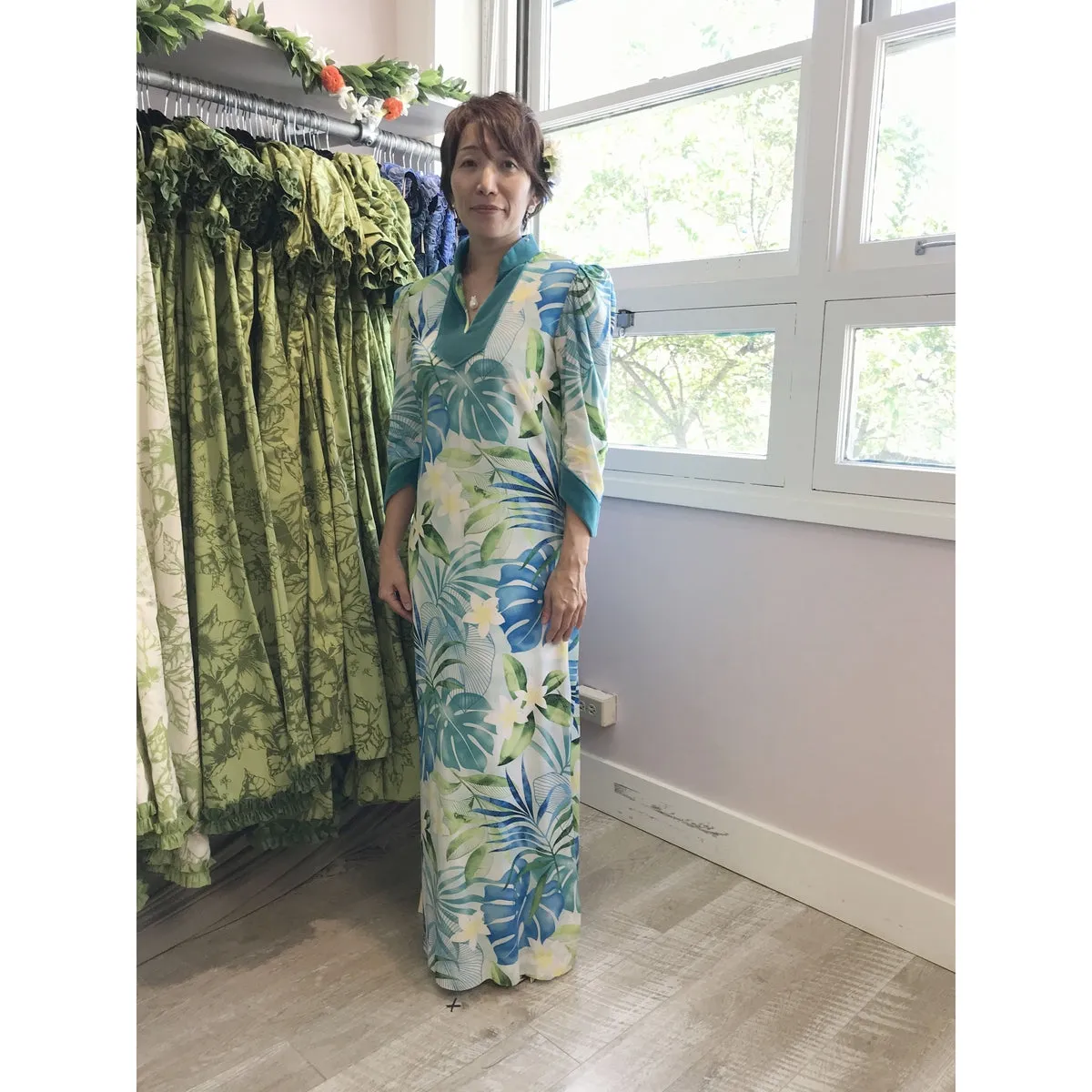 Green Mandarin Velvet Collar Monstera Leaf Hawaiian Dress | Plus Size 2656