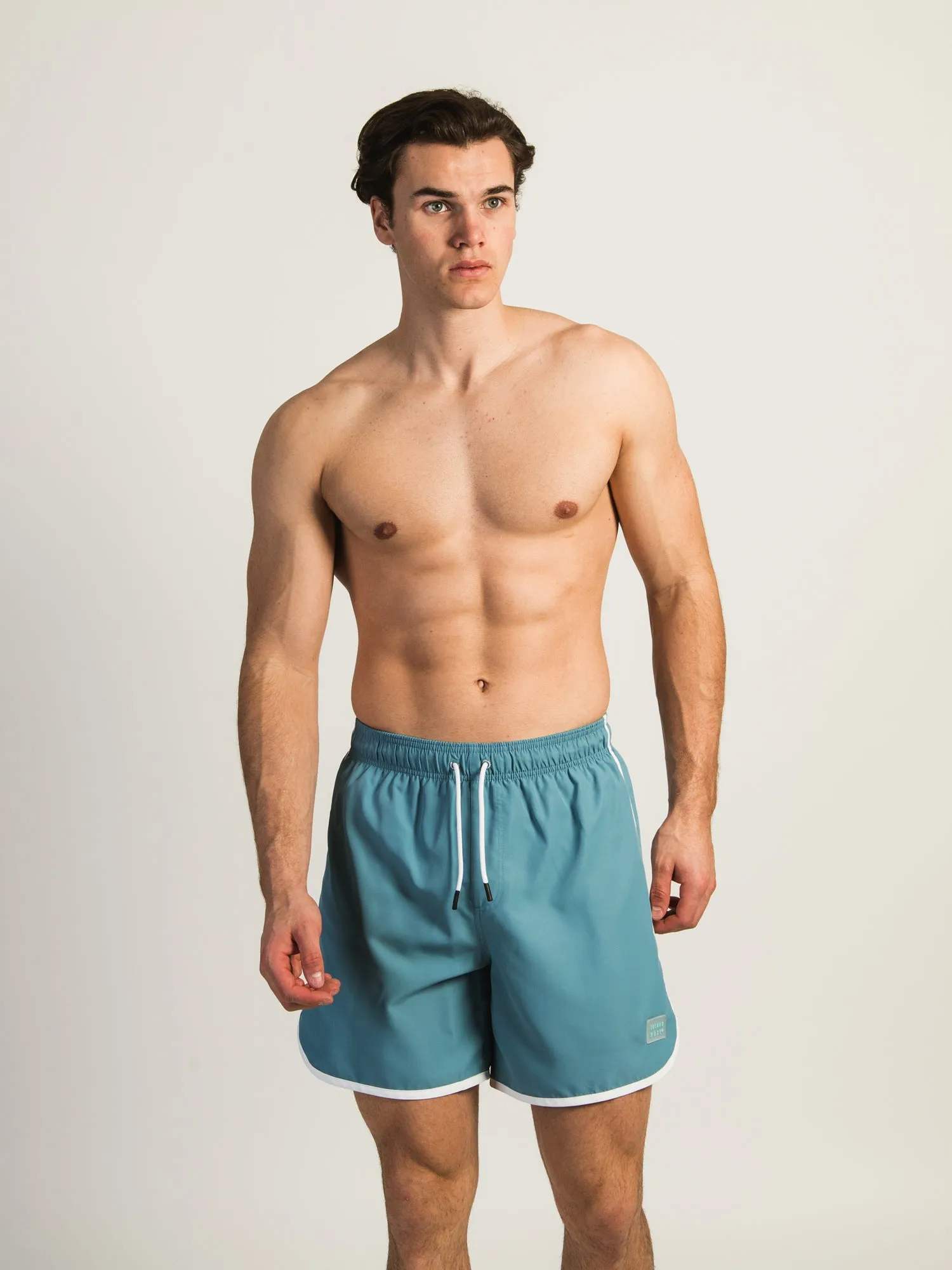 ISLAND HAZE 7 SCALLOP SHORT