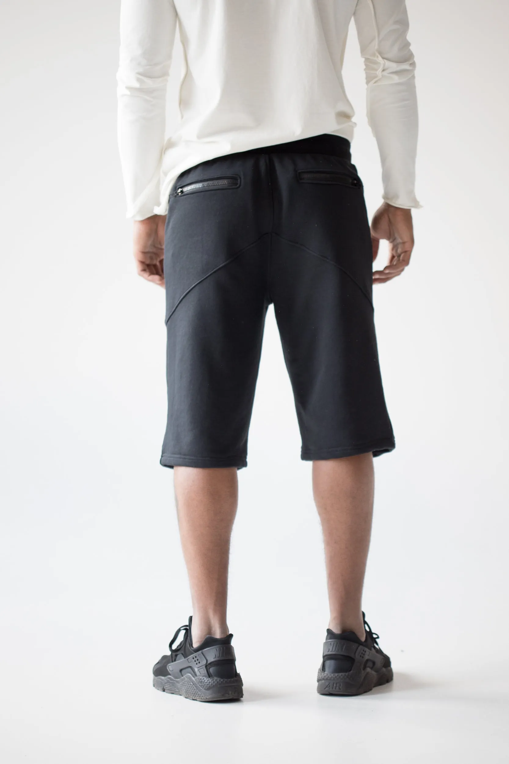 Men black summer shorts with zipped pockets