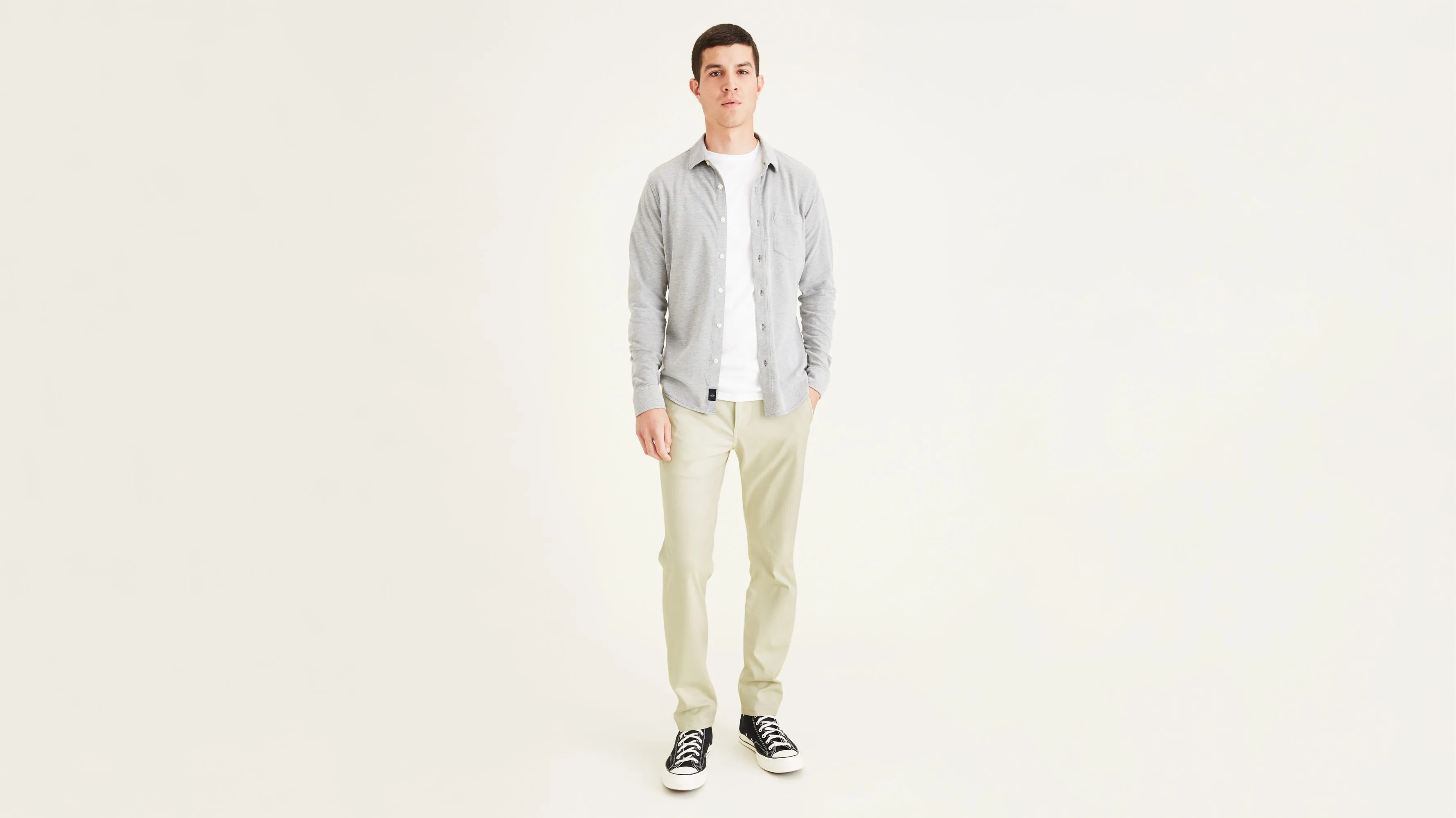 Men's Skinny Fit Supreme Flex Alpha Khaki Pants