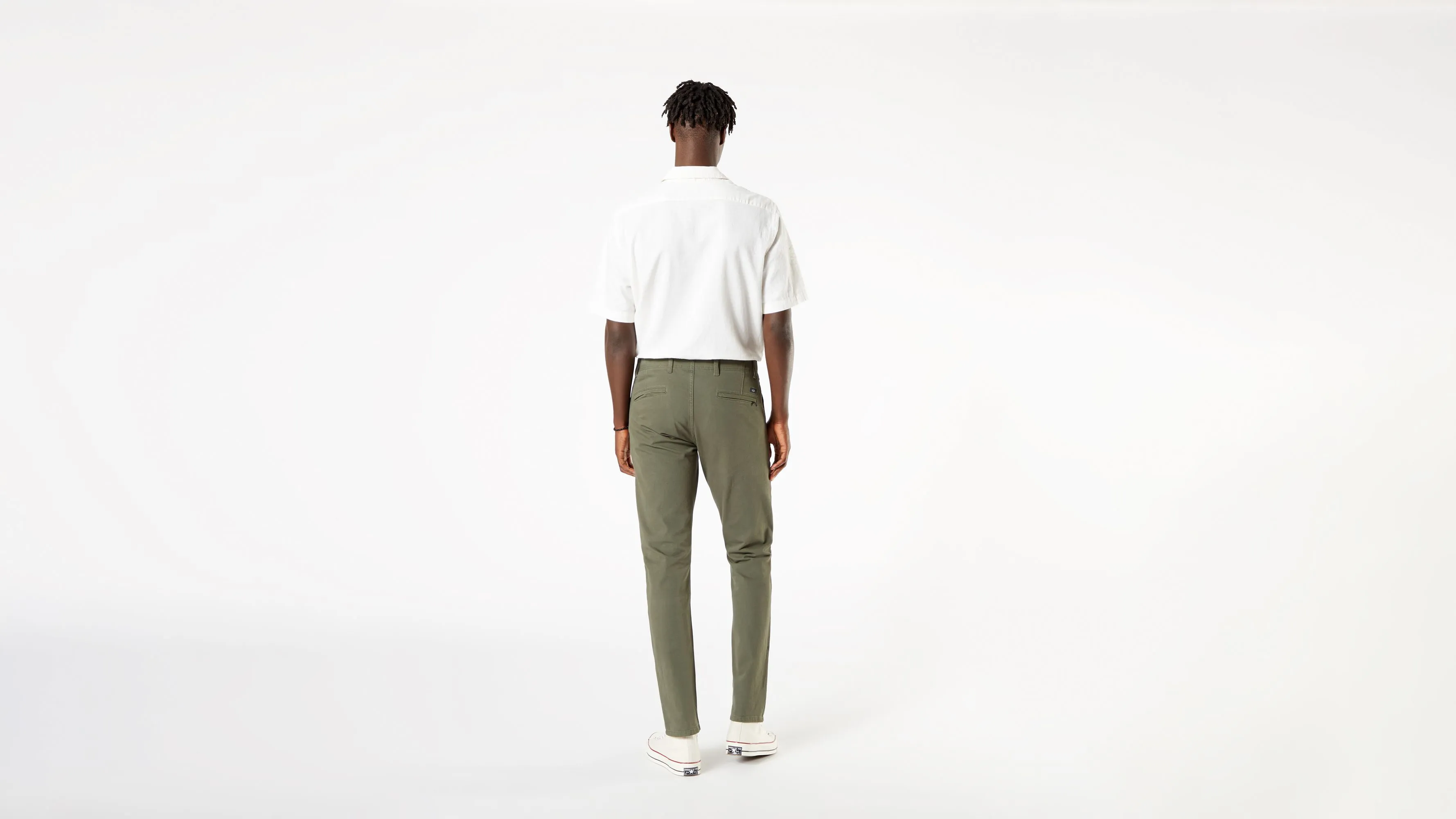 Men's Slim Fit Smart 360 Flex Alpha Khaki Pants